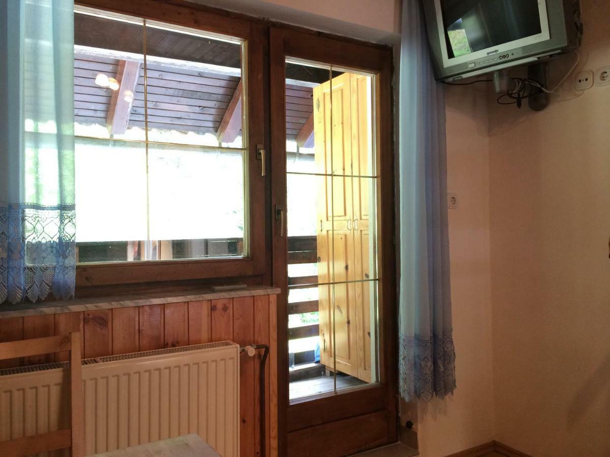 Apartment Tisa Solčava Екстериор снимка